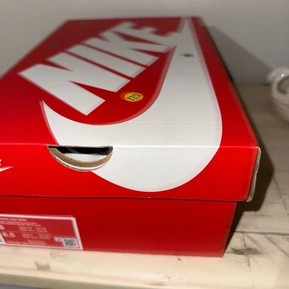 Nike V2K Running Shoes - Picture 10 of 10